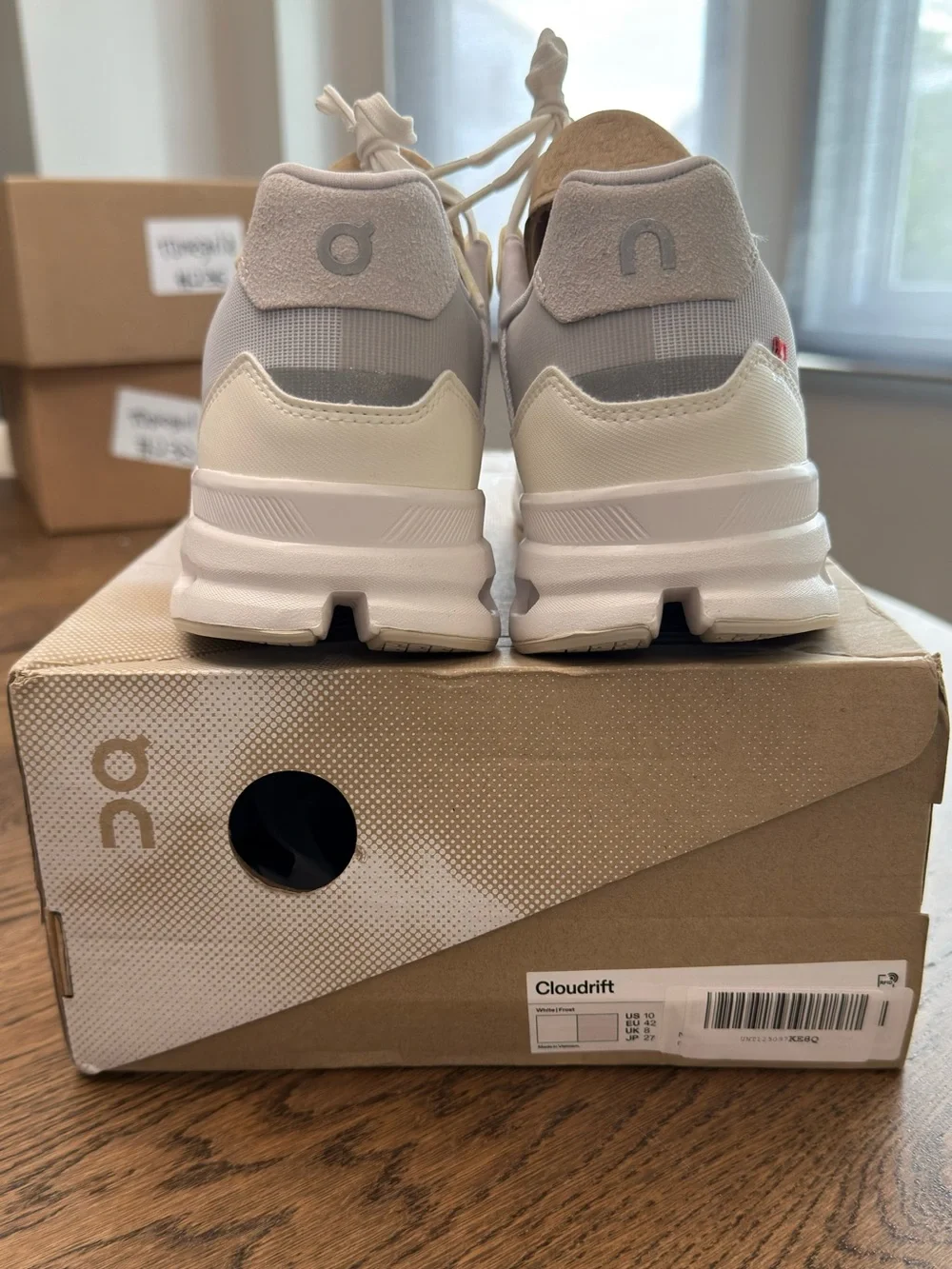 On Cloudrift Undyed White/Frost Womans 10